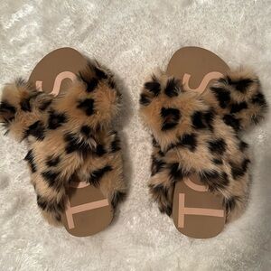 Toms Animal Print House Slippers, 6-7